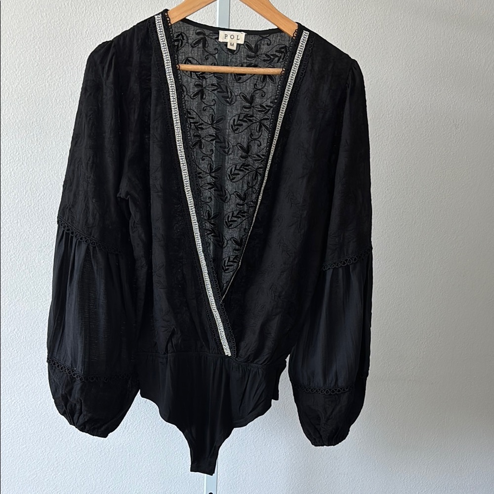 POL Bodysuit M Plunge V Pearl Bishop Smock Lace Trim Dark Fairy Whimsigoth Boho - Picture 2 of 14